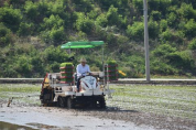 경남농업자원관리원, 고품질 벼 우량종자 생산 ‘첫 모내기’